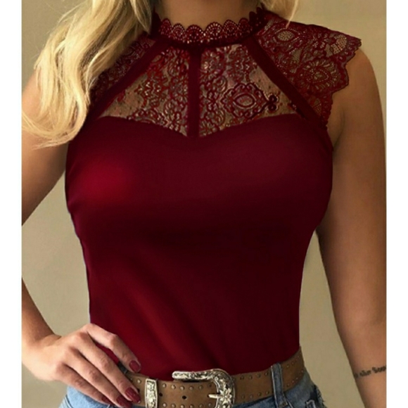 Tops - *2 left* Floral Lace Sleeveless Top